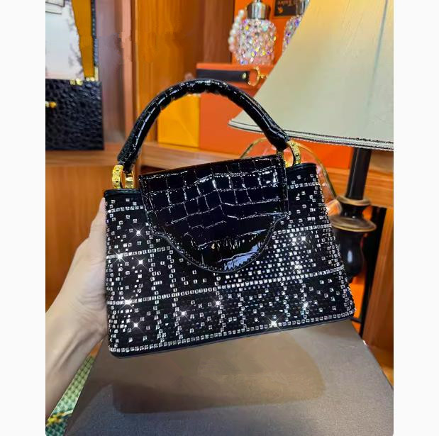 Europejska i amerykańska luksu – Luxury Bags Entry recenzja i cena