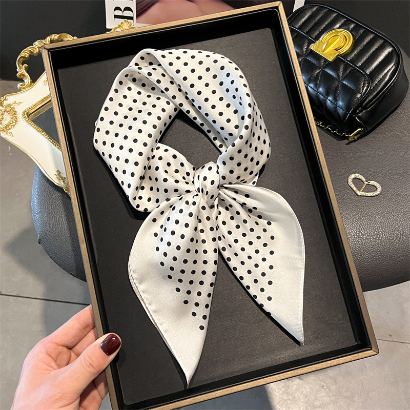 Luksusowe nowa drukowana szali – Discount Luxury Bags recenzja i cena