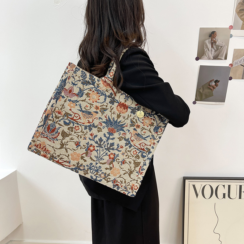 Duża pojemność dużego ciężaru  – Luxury Bags Made In Italy recenzja i cena