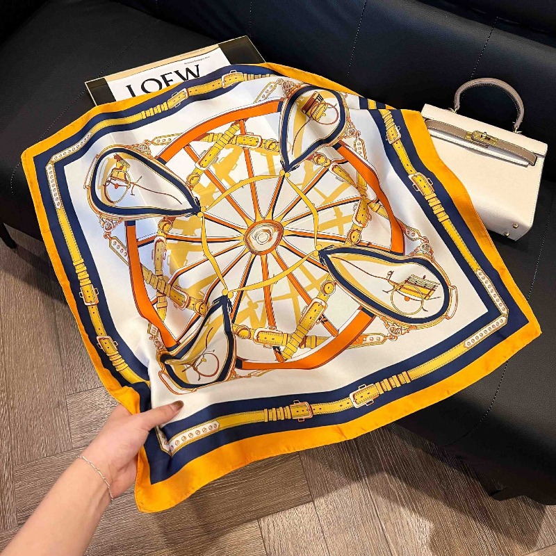Luksusowa, cienka, jedwabna kw – Discount Luxury Bags recenzja i cena