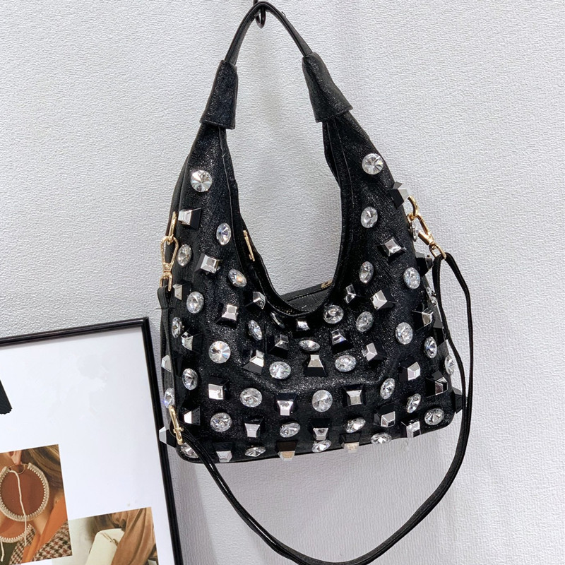 Nowa Damska Torebka z Diamenta – Luxury Bags England recenzja i cena