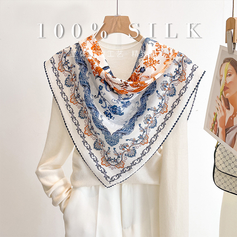 Luksusowa apaszka kwadratowa z – Discount Luxury Bags recenzja i cena